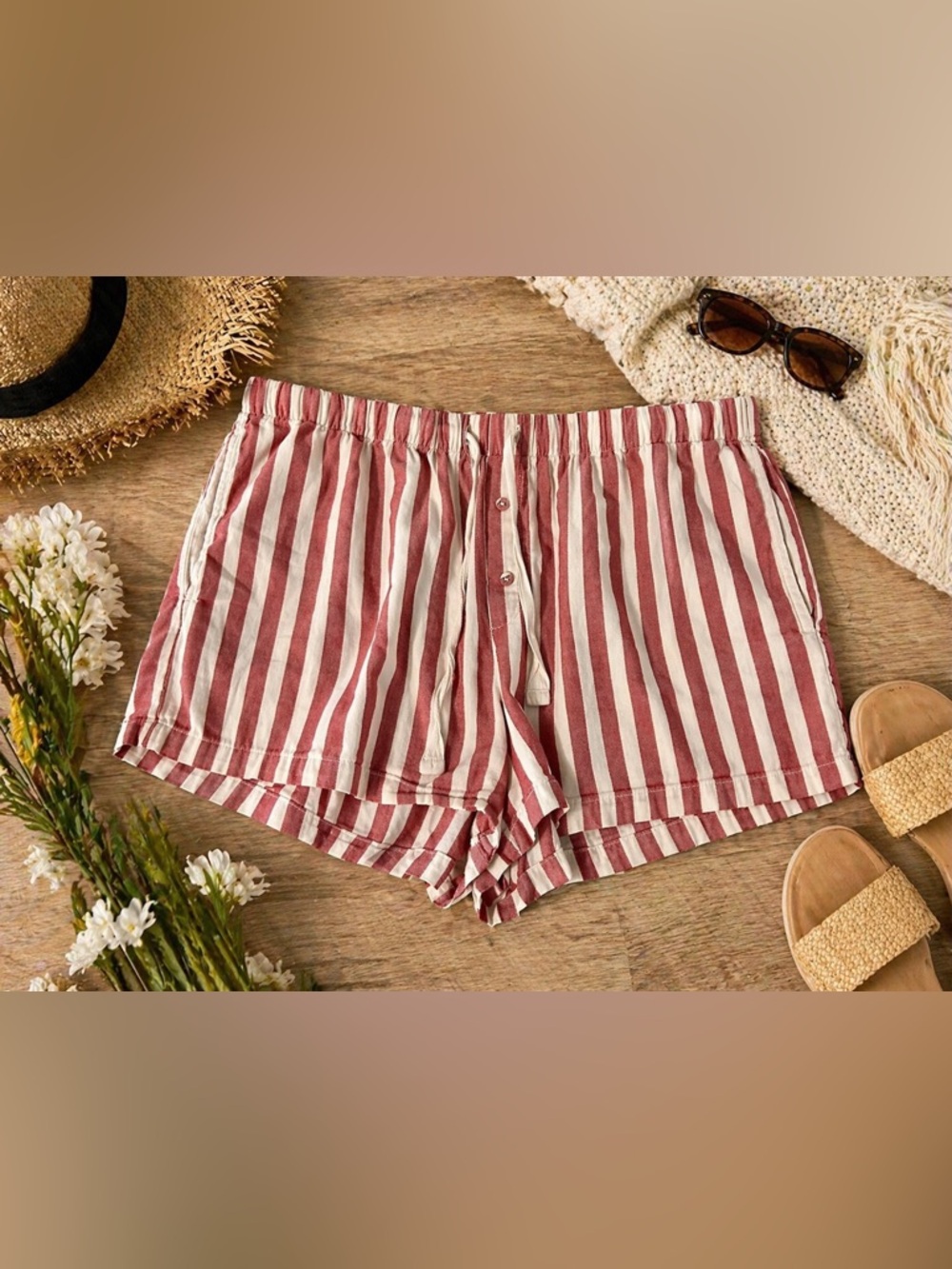 Stars Above Red & White Striped Lounge Shorts Size L Elastic Waist Cozy Summer